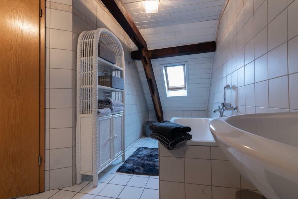 Ferienwohnung Flaemisches Weinhaus Винтрих Экстерьер фото
